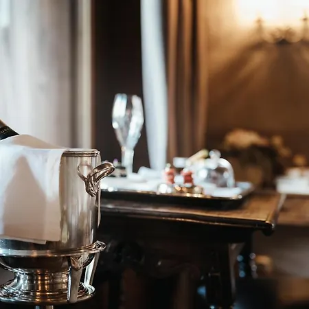 Relais Mont Blanc & فندق