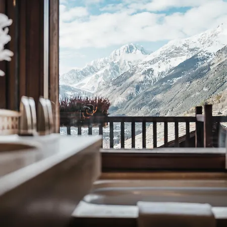 Relais Mont Blanc Hotel&spa La Salle