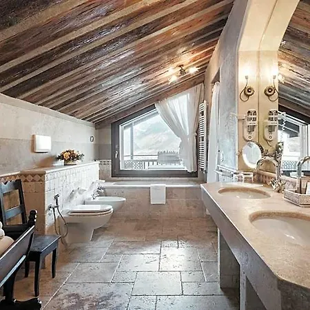 Relais Mont Blanc & 5*
