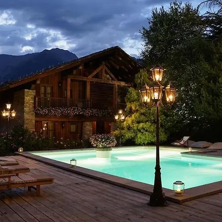 Relais Mont Blanc & 5* لا سالّي