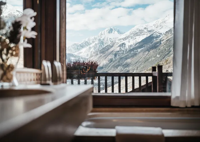 Relais Mont Blanc Hotel&spa La Salle